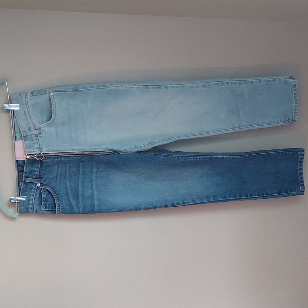 Women's Revice Full Zip Two Toned Jeans Size 28